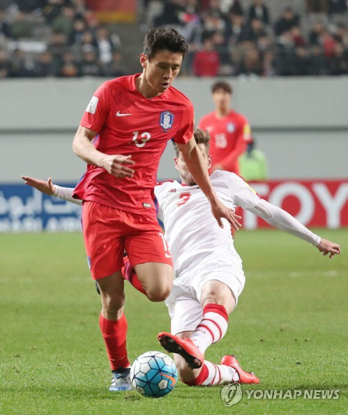 시리아와 러시아 월드컵 7차전에서 활약했던 미드필더 구자철 [연합뉴스 자료 사진]